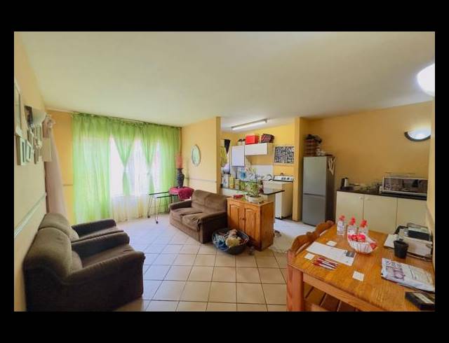 2 BEDROOM APARTMENT FOR SALE IN ALBERTON NORTH